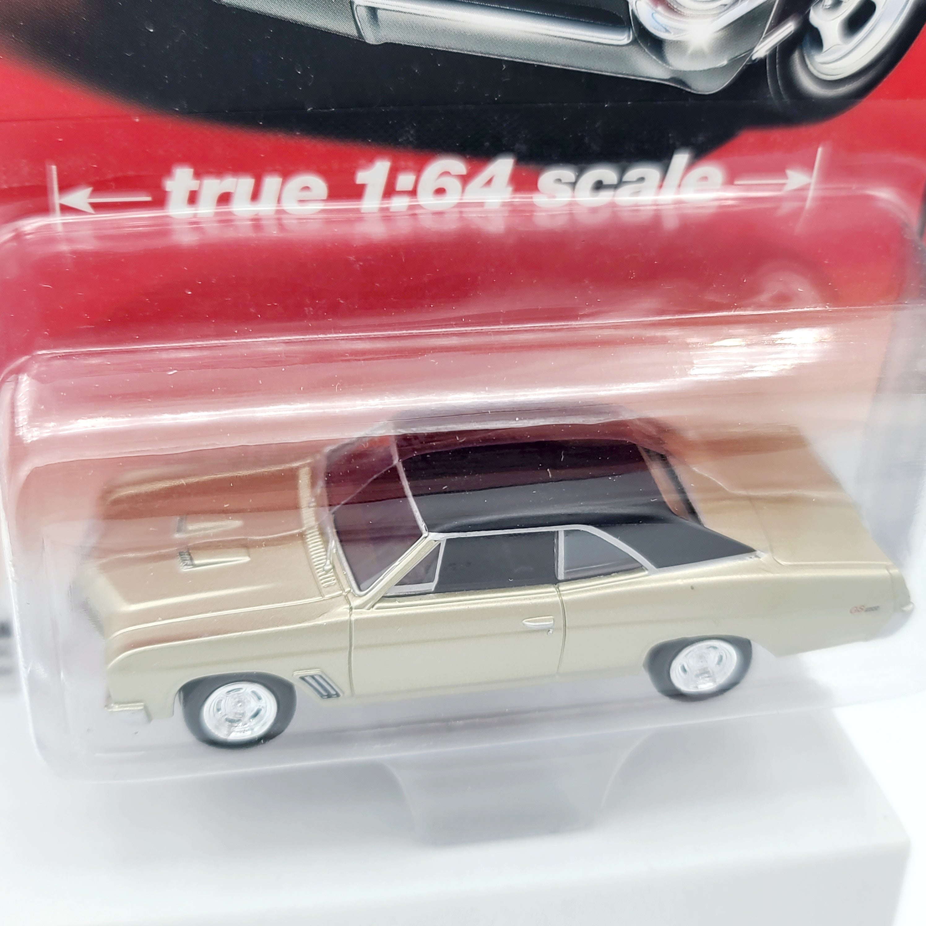 Auto World '67 Buick Gran Sport - 1:64 (2013 Release 1 - Limited Edition)